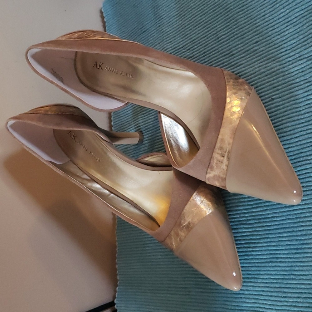 Anne Klein Nude Champagne Heels